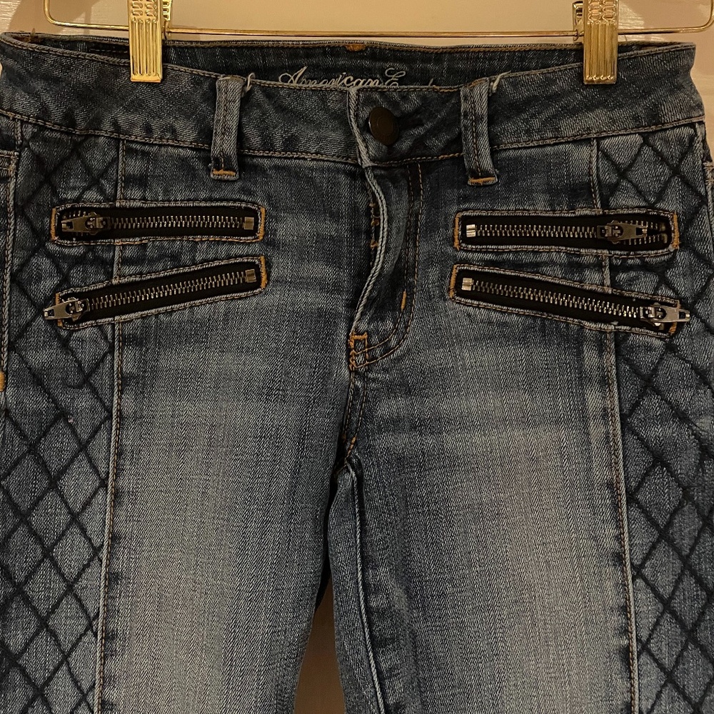 American Eagle Cropped Jeans Size 2